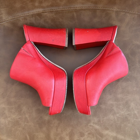 Nine West platform heels - Picture 4 of 5